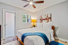 Wilton Manors 2BR Charm! Walk to the Drive